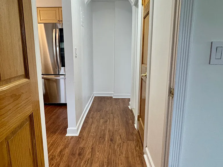 83 Augusta Ave #2 — Photo 11