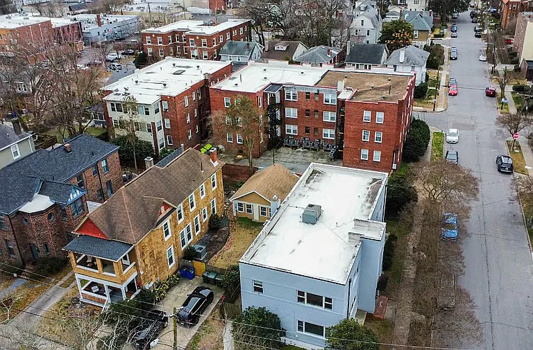 831 Gates Ave #C — Photo 20