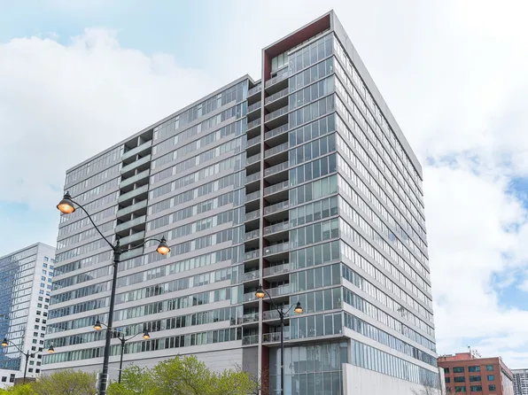 659 W Randolph St APT 811, Chicago, IL 60661