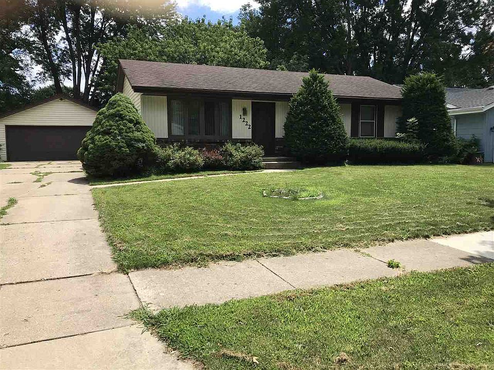 1st image of 1222 Fieldcrest Dr