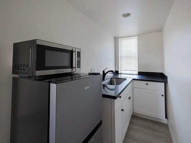 1915 N 26th Place, Phoenix Az — Photo 9
