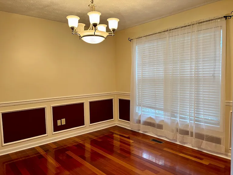 4710 Bay Cove Ct — Photo 10