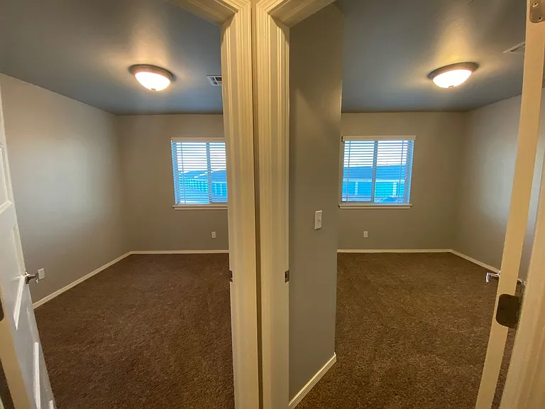 6933 Mayberry Ln — Photo 22