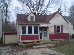 26W121 Jewell Rd, Wheaton, IL 60187