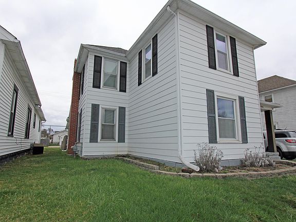 2nd image of 912 Camp St