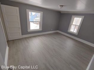 1323 Poplar Pl, Kalamazoo, MI 49001