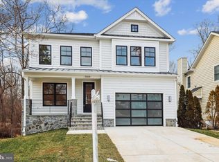 10608 Parkwood Dr, Kensington, MD 20895