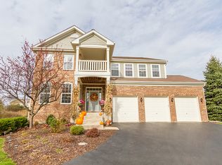 2964 Kelly Dr, Elgin, IL 60124