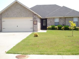 115 Solomon Cir, Forsyth, MO 65653