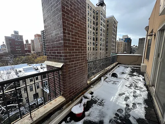 Rented by OvCo Realty | media 47