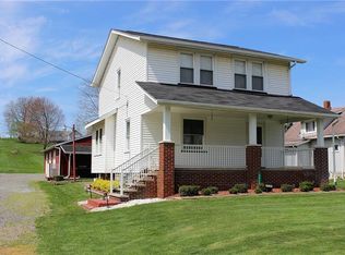 3938 Ellwood Rd, New Castle, PA 16101