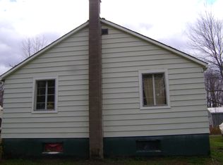 11 Maryland Dr, Fulton, NY 13069