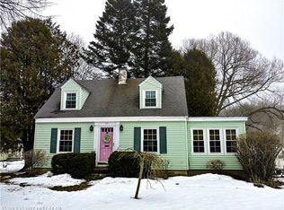 90 Pleasant St, Yarmouth, ME 04096