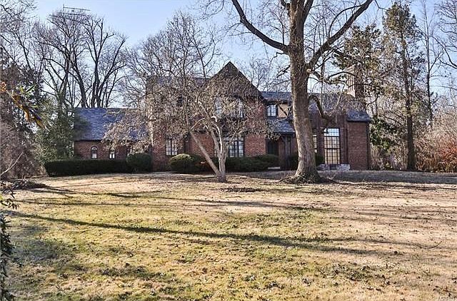 1st image of 2 Lorenzo Ln