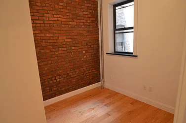 Rented by CITY SKYLINE REALTY INC
