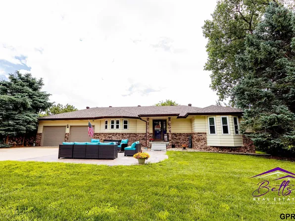 12503 Westridge Rd, Gretna, NE 68028