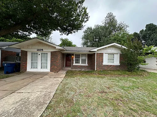 1405 Carlisle Ct Photo 1