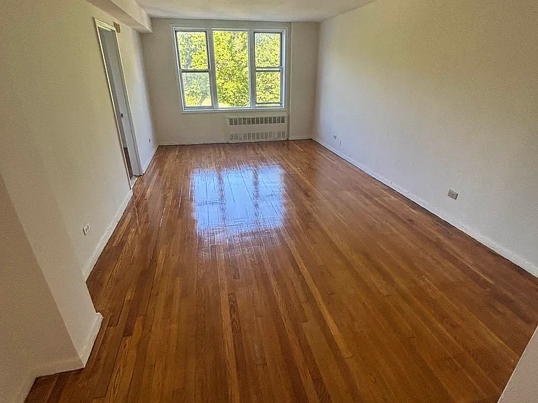 6555 Broadway #4E — Photo 11
