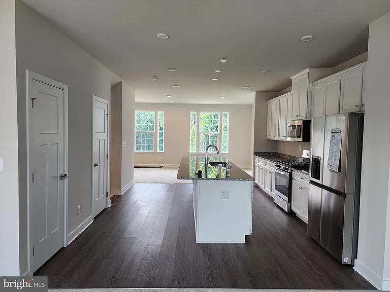 844 New Castle Landing Dr — Photo 27