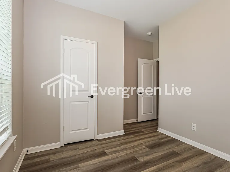 7715 Boulder Sunstone Ln — Photo 12