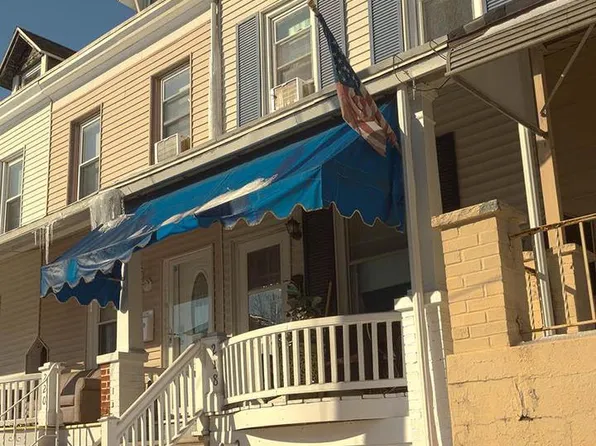 218 S 3rd Ave, West Reading, PA 19611