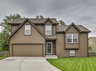 8315 NE 109th Ct, Kansas City, MO 64157