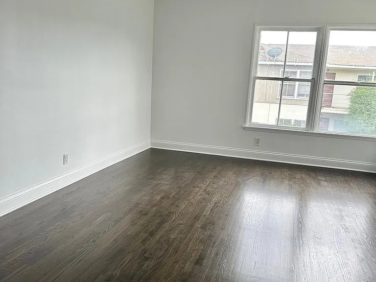 4055 Wade St #F — Photo 6