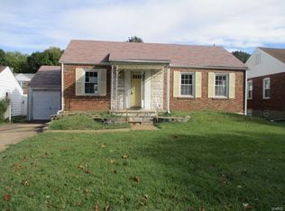 7113 Holly Hills Ave, Saint Louis, MO 63123