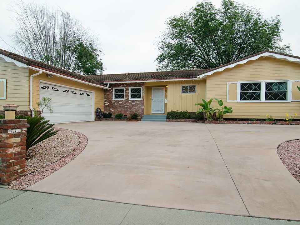 1st image of 2278 Salisbury Dr