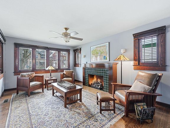 5th image of 1220 W Wayne St