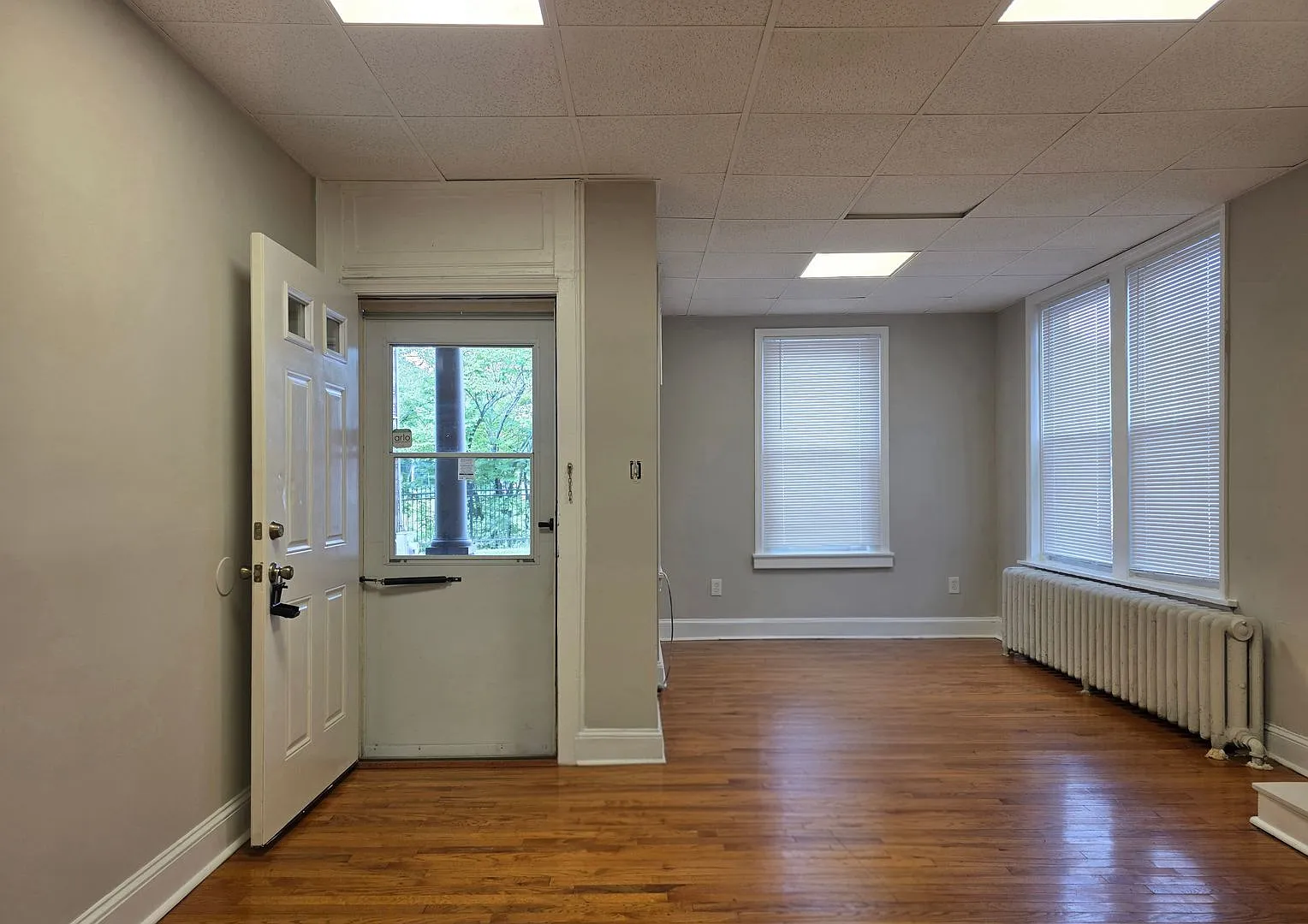 2 bed 1 bath Available in Wilmington — Photo 2