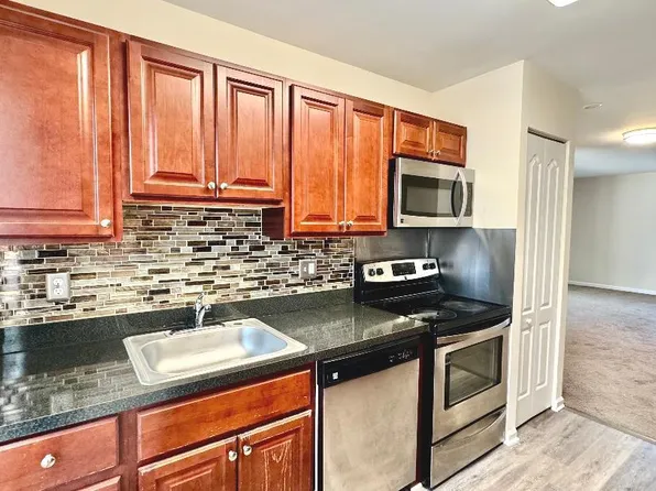 422 Calburn Ct, Bear, DE 19701