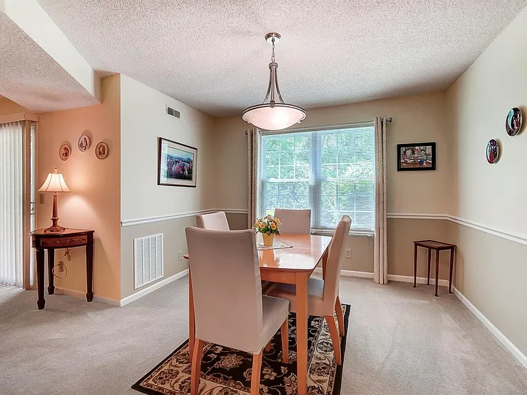 9728 Timberview Ct #10 — Photo 17