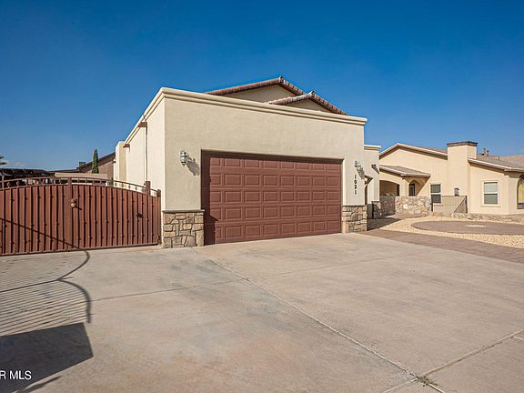 3rd image of 1021 Callisto Ct