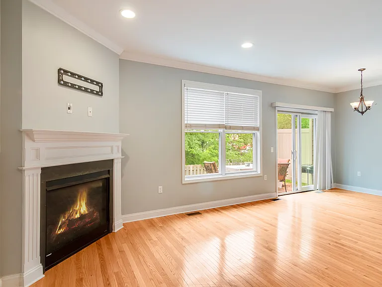 1503 Whitney Ln #1503 — Photo 9