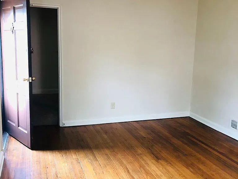 7010 Miami Ave — Photo 19