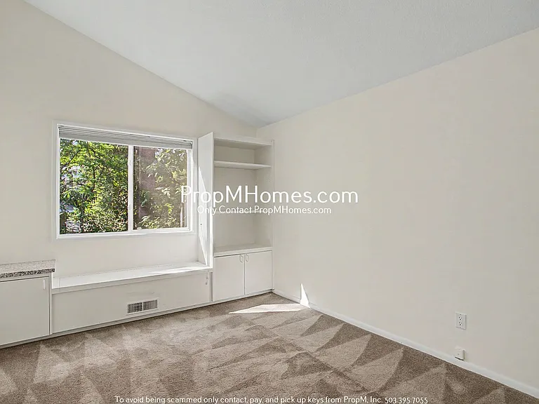 950 Lake Front Rd — Photo 18