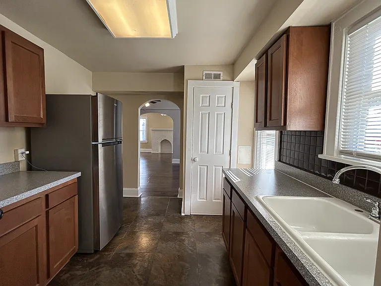 1802 Lawn Ave #1 — Photo 19