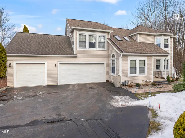 145 Killarney Drive, Niskayuna, NY 12309