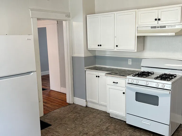 317 Odell Ave #1 — Photo 11