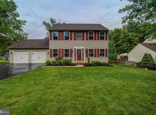 4201 Upland Dr, Upper Chichester, PA 19061