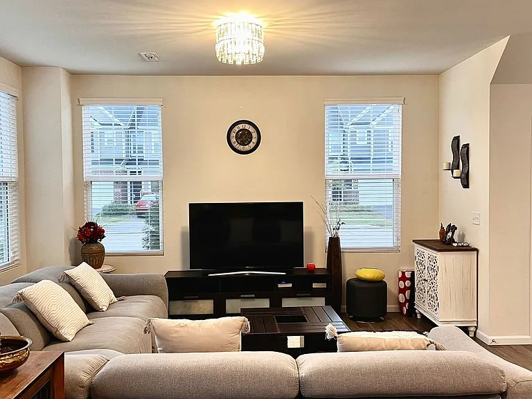 538 Watercress Dr — Photo 8