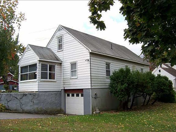 3rd image of 81 W Dorsey Ln