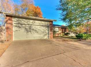 2545 E 57th St, Tulsa, OK 74105