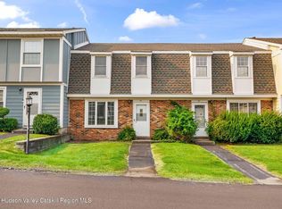 39 Sunny Brook Cir, Highland, NY 12528
