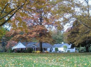 5275 Wolf Rd, Erie, PA 16505