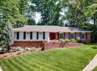 211 Glen Oaks Rd, Charlotte, NC 28270