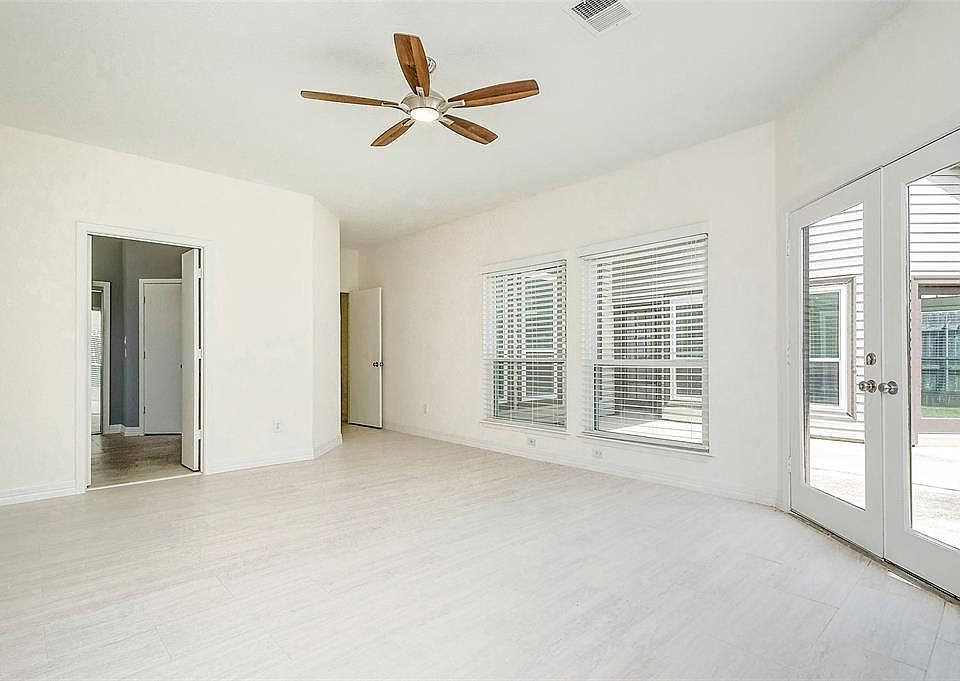 2nd image of 1331 Trace Dr
