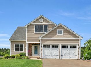 121 Roberts Trce UNIT 121, Bristol, CT 06010