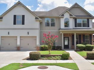 245 Lily Cove Dr, Loganville, GA
